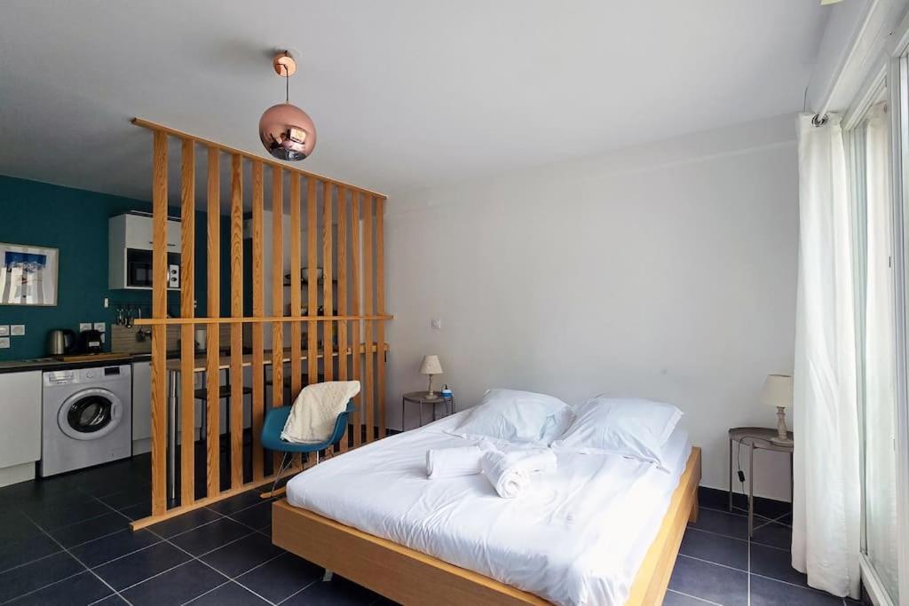 Bnbgones - Le Cosy Saint Louis - Metro Jean Mace Et Saxe Gambetta Лион Экстерьер фото
